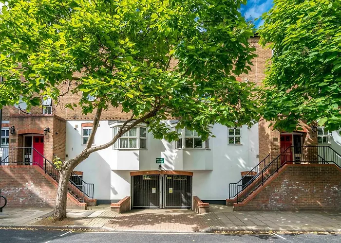 Splendid Apartment Near Vauxhall Tube
